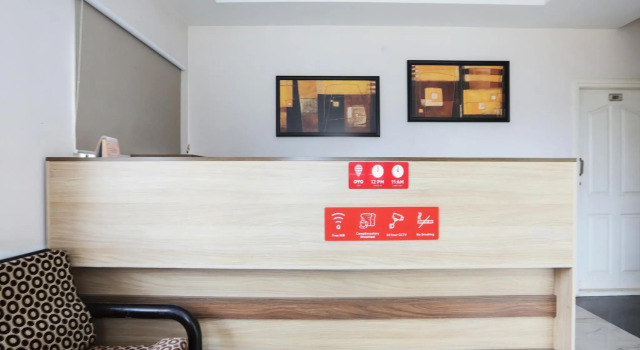 OYO 28191 Indra Comforts, Rezervovat Hotel Hotely v Bangalore s parkováním, Parkování