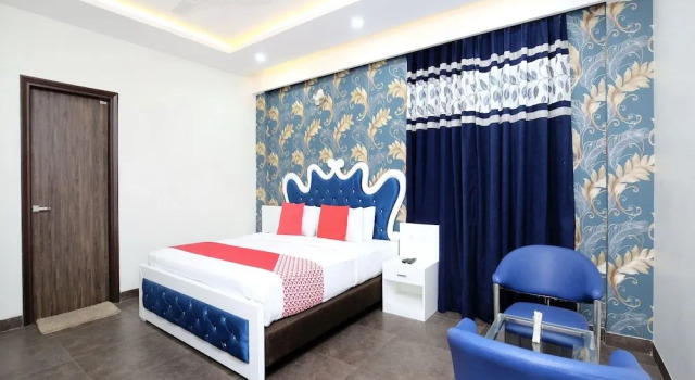 OYO 14981 Hotel Royal MJS, Boek Hotel Kalka Haryana