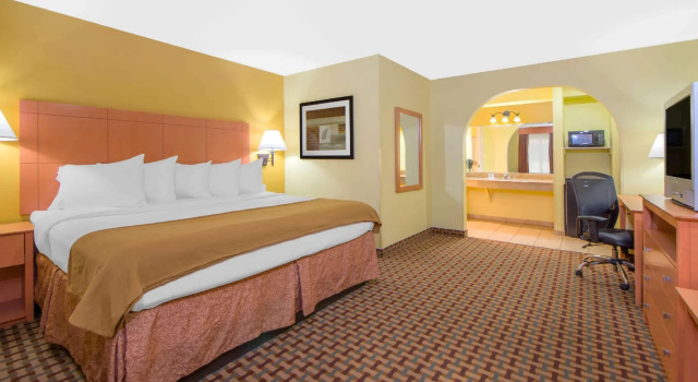 Двухместный номер Standard Days Inn by Wyndham Lubbock South