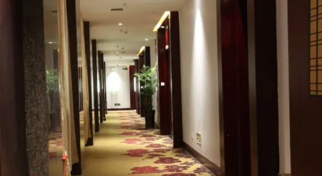 Shangting Hotel, Varaa Hotelli Huanggang Hubei
