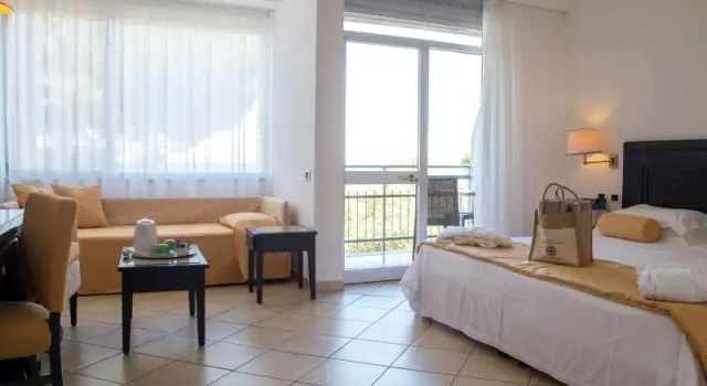 Номер Comfort JR Resort Elba International