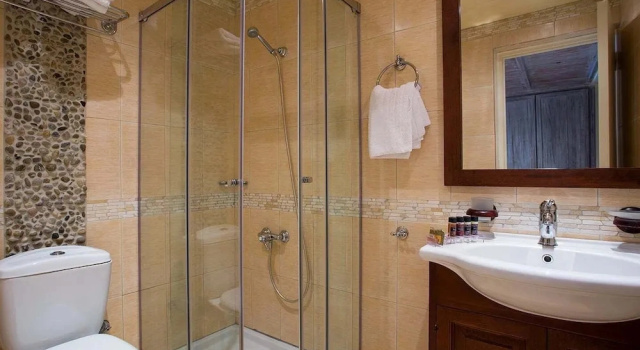 Двухместный номер Standard с балконом и с частичным видом на море Porto Vitilo Boutique Hotel
