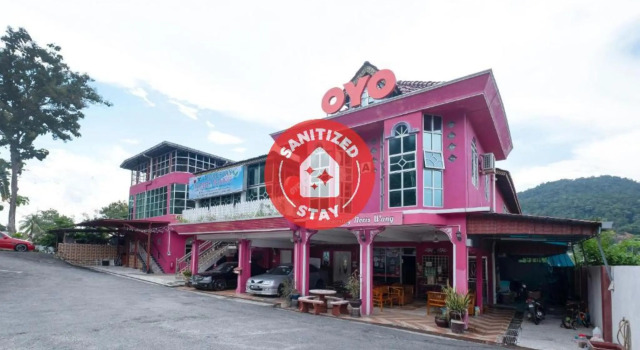 Люкс OYO 89984 Noris Wang Homestay