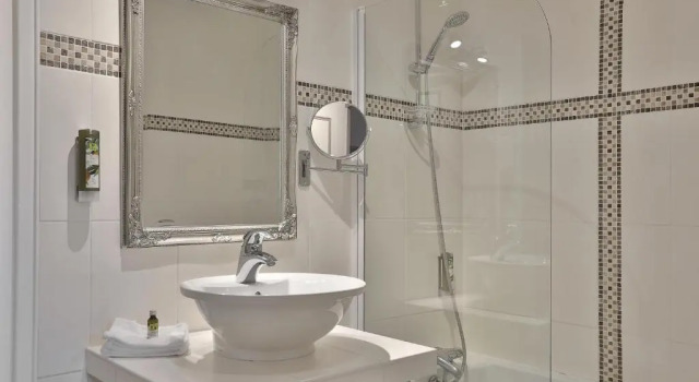 Четырёхместный номер Standard Hotel Restaurant Charbonnel