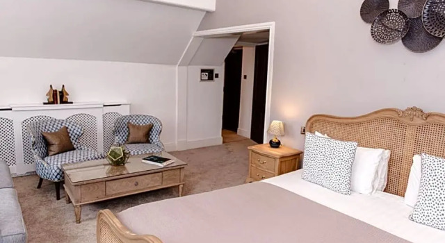 Номер Luxury Woodlands Hotel