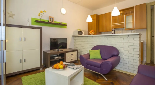 Apartment Ema / Two Bedrooms, Reserva ahora Apartamento Hoteles en Pula con aparcamiento, Aparcamiento