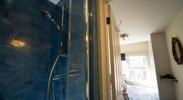 Номер Economy East Walls Hotel