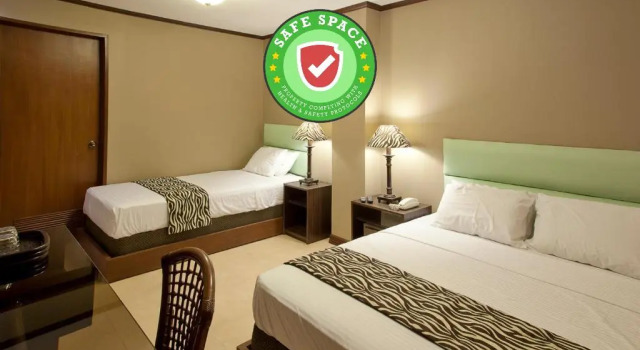 Кровать в общем номере RedDoorz Plus New Era Budget Hotel Mabolo former RedDoorz near Landers Superstore Cebu City