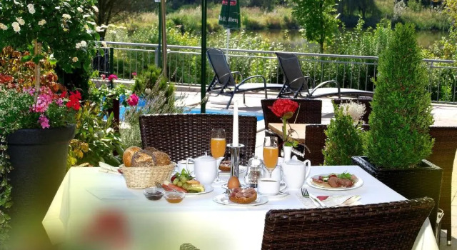Номер Standard Hotel Restaurant Zum Goldenen Anker mit Hallenbad & Wellnessbereich