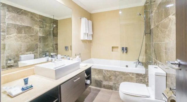 Двухместный люкс Отель Four Points By Sheraton Nairobi Hurlingham