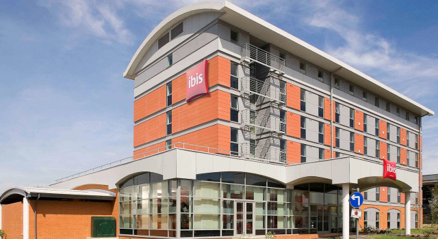 ibis London Elstree Borehamwood, Забронировать Отель Боремвуд Хартфордшир