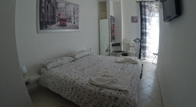 Superior- dobbelt værelse med altan med udsigt over gårdspladsen Rome Holidays Resort