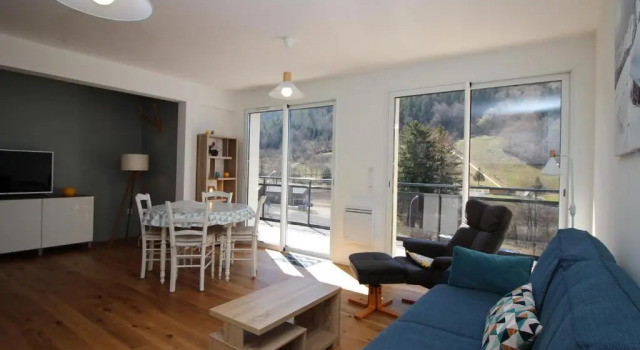 Appartement Mont-Dore, 2 pièces, 4 personnes - FR-1-608-45, Prenota Appartamento Hotel a Alvernia con parcheggio, Parcheggio