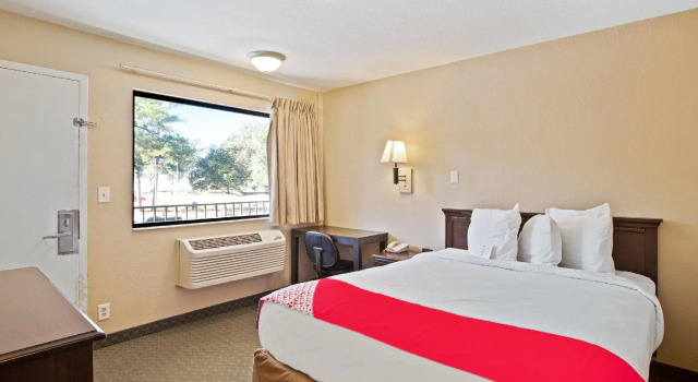 Двухместный номер Standard FairBridge Inn & Suites, Richmond Hill