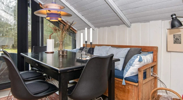 Tranquil Holiday Home in Henne With Barbeque, Book Hotel 3-stjernede hoteller i Henne, 3*