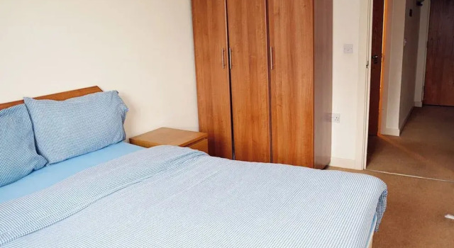Bushwood, Ldn 2bed Apt-balcony-parking, Varaa Huoneisto Hotellit Suur-Lontoo pysäköinnillä, Pysäköinti