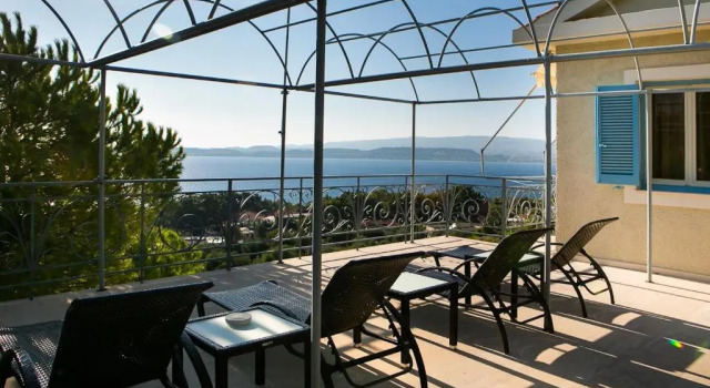 Irini Apartments, Book Apartment Hotels in Lassi with Parking, Parking