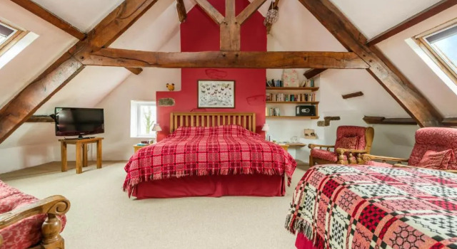 Kidwelly Farm Cottage, Забронировать Отель «постель и завтрак» Кидуэлли Carmarthenshire