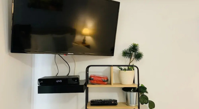 Номер Standard A Small Hotel Room for Mountain Lovers