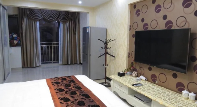 River Bank Courtyard Theme Apartment- Chongqing