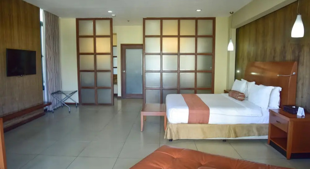 Номер Superior Harbour View Suites