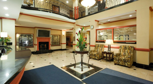 Holiday Inn Express Hotel & Suites Fairfield - North by IHG