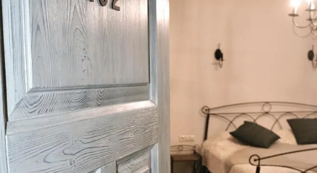 Номер Standard REDROOF Goris Boutique Hotel