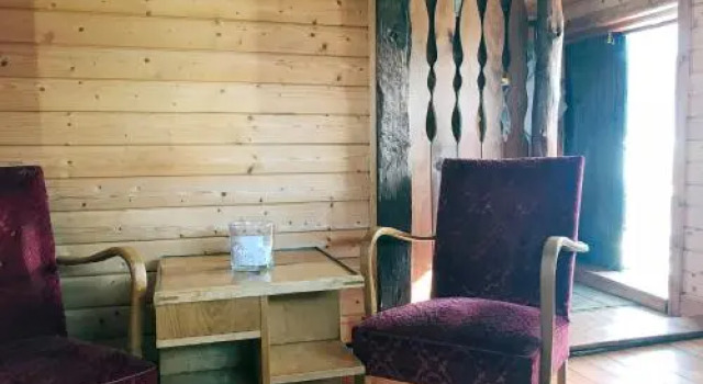 Tempelgården Visingsö, Забронировать Отель Отели Vättern с парковкой, Парковка