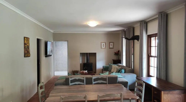 Коттедж с 3 комнатами Hilton House