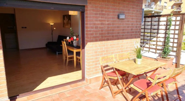 Апартаменты Terrace22 - Delizioso Attico Ben Collegato, 4 Persone