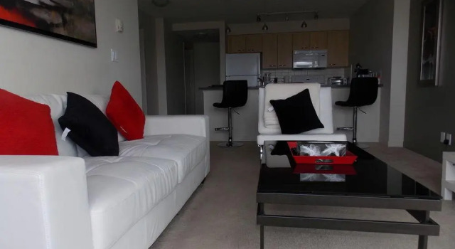 FastLane Suites Rouleau North, Забронировать Отель Белтлайн всего Калгари, рядом с 39th Avenue C Train
