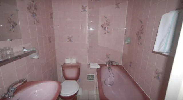 Четырёхместный номер Standard Hôtel Bellevue et du Chariot dOr