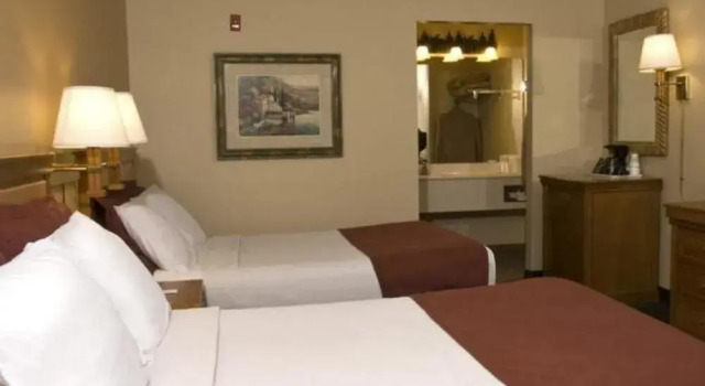 American Eagle Inn & Suites