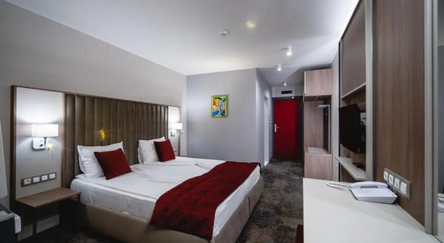 Номер Deluxe Saint George Hotel & Medical Spa