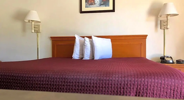 Kewanee Motor Lodge, Buchen Sie Hotel Kewanee USA