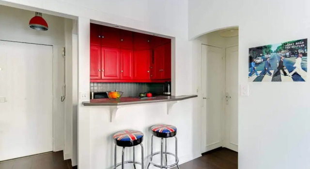 Spacious Studio in Marais, Забронировать Апартаменты/квартира Париж Иль-де-Франс, рядом с Станция метро Rambuteau