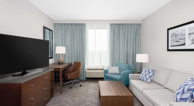 Двухместный люкс c 1 комнатой DoubleTree by Hilton Charleston Mount Pleasant
