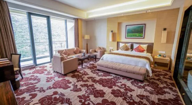 Люкс Deluxe с 2 комнатами с видом на озеро Long Chan Resort Xinhui