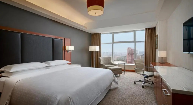 Двухместный номер Superior Sheraton Changsha Hotel