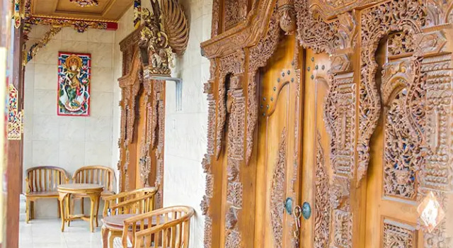 Wahyu Homestay 1, Забронировать Отель Отели Лембонган с парковкой, рядом с Пляж Нуса Лембонган, Парковка