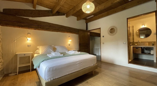 Вилла Comfort с 3 комнатами MAS MILLÉSIME - Chambre double - petit déjeuner - piscine - Mas du XVIIIème siècle proche Saint-Rémy-de-Provence