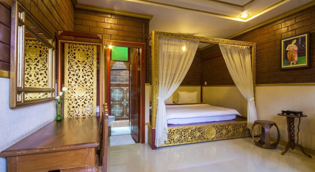 Двухместный номер Deluxe с балконом Irawadee Resort