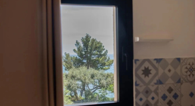 2-room holiday flat with sea view in Residence du Bailli, Rayol-Canadel-sur-Mer, Забронировать Апартаменты/квартира Райоль-Канадель-сюр-Мер Mimosa Road
