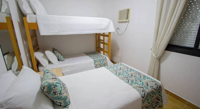 Apartamento com vista para o mar a uma quadra da praia