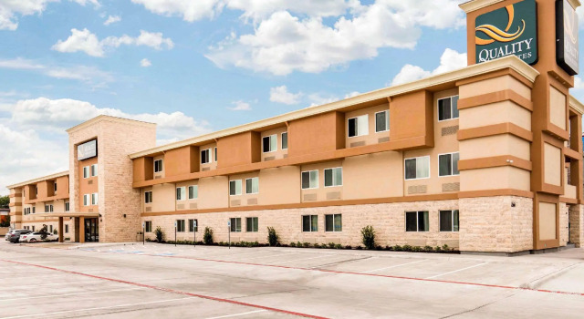 Люкс Quality Inn & Suites Plano East - Richardson