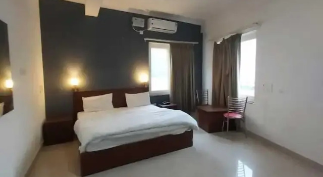 Семейный номер Standard Hotel Shiv Palace