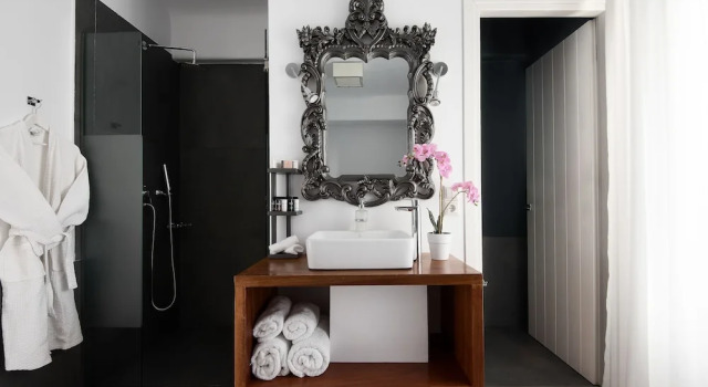Номер Standard с частичным видом на море Riva Suites