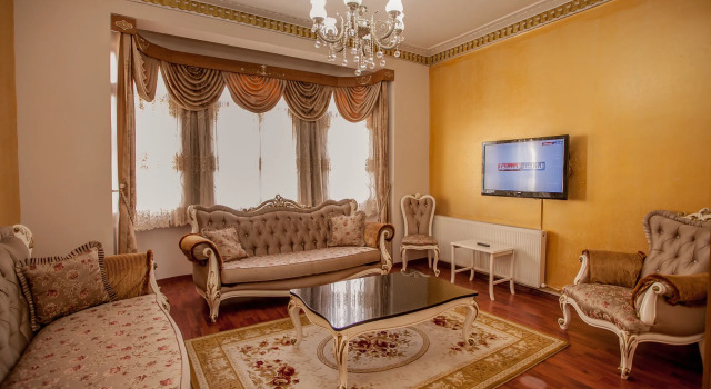 Salim Bey Apartments, Забронировать Апартаменты/квартира Отели Стамбула с парковкой, рядом с City's Nisantasi, Парковка