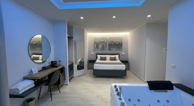 Номер Luxury Naxos Marina Bay