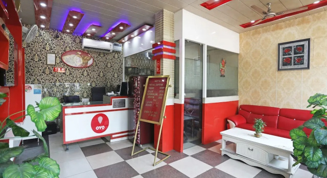 OYO 2629 Hotel Royal Odyssey, Забронировать Отель Отели Мератх 5 звезд, 5*